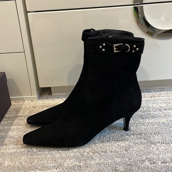Prada black Suede Ankle boots with heel Booties vintage - Picture 8 of 17
